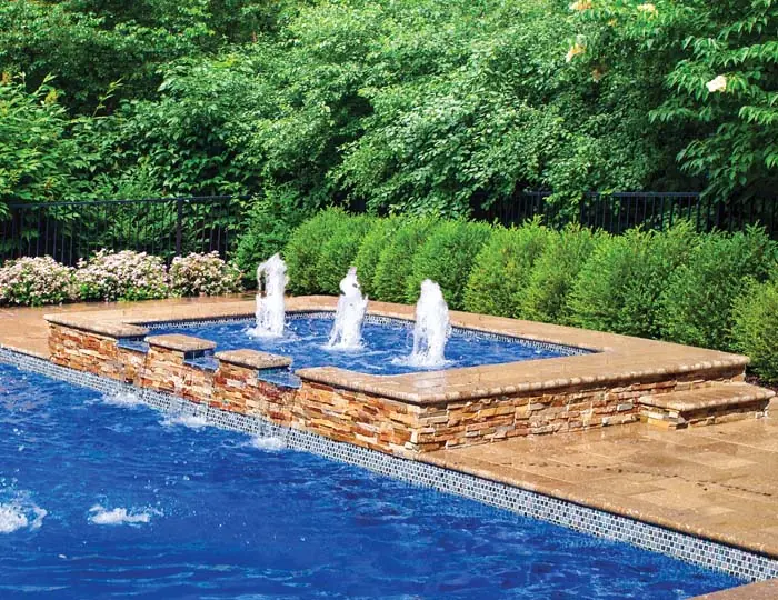 Diagram showing the fiberglass tanning ledge features of The Topaz™